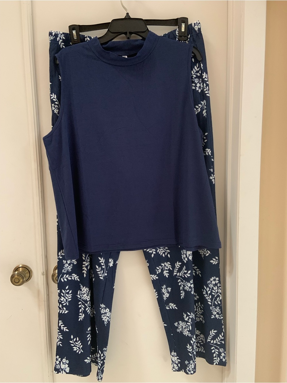 Women’s Navy Two Piece Set